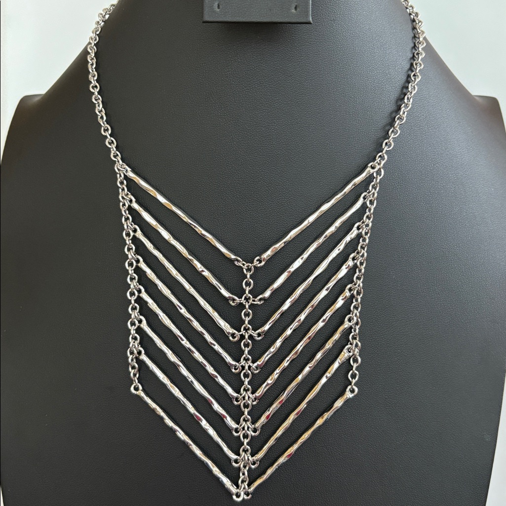 Calvin Klein Tribals Style Design Silver Toe Necklace Adjustable 30$